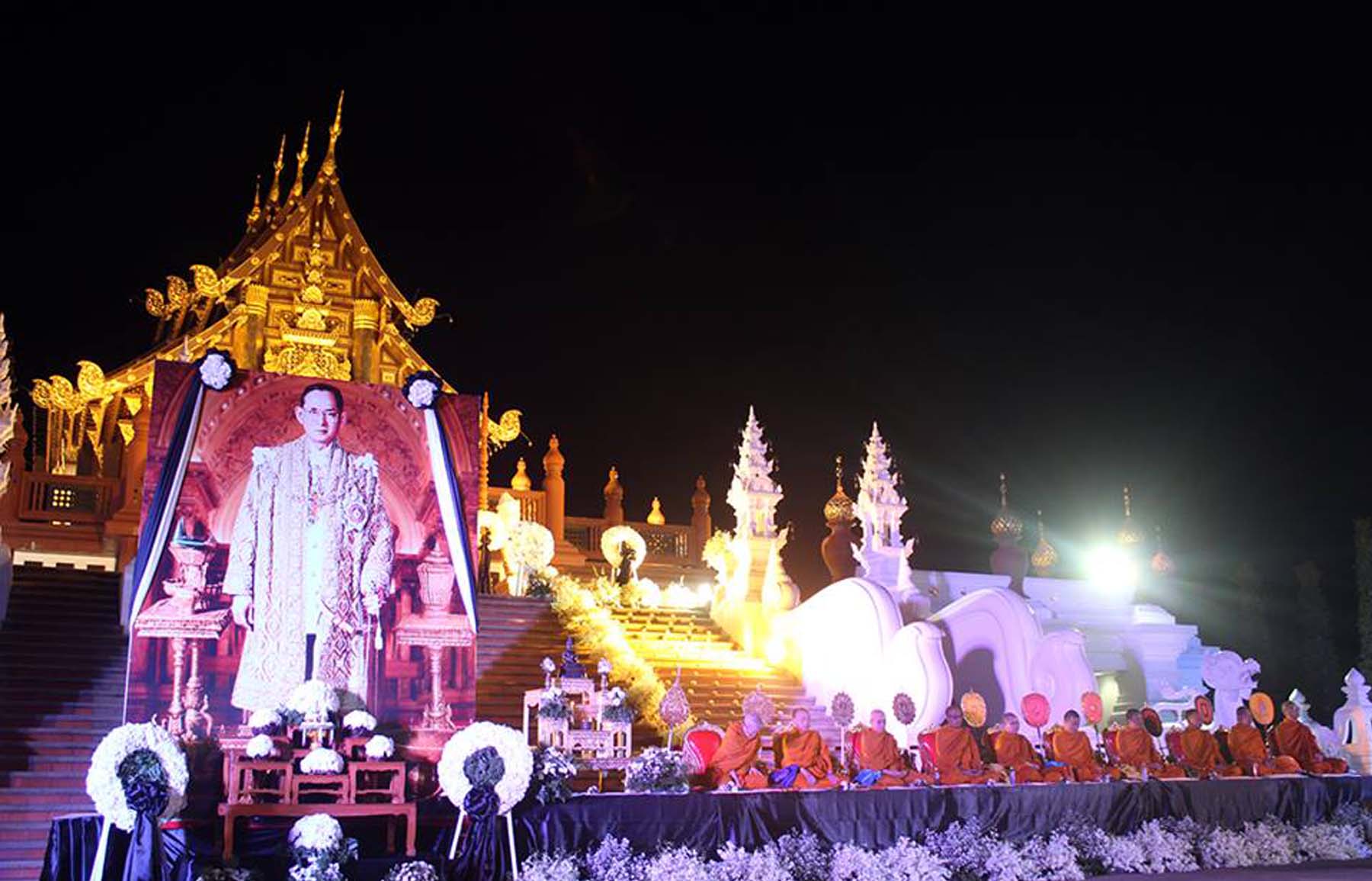 พิธีบำเพ็ญพระราชกุศล และพิธีน้อมรำลึกในพระมหากรุณาธิคุณ พระบาทสมเด็จพระปรมินทรมหาภูมิพลอดุลยเดช