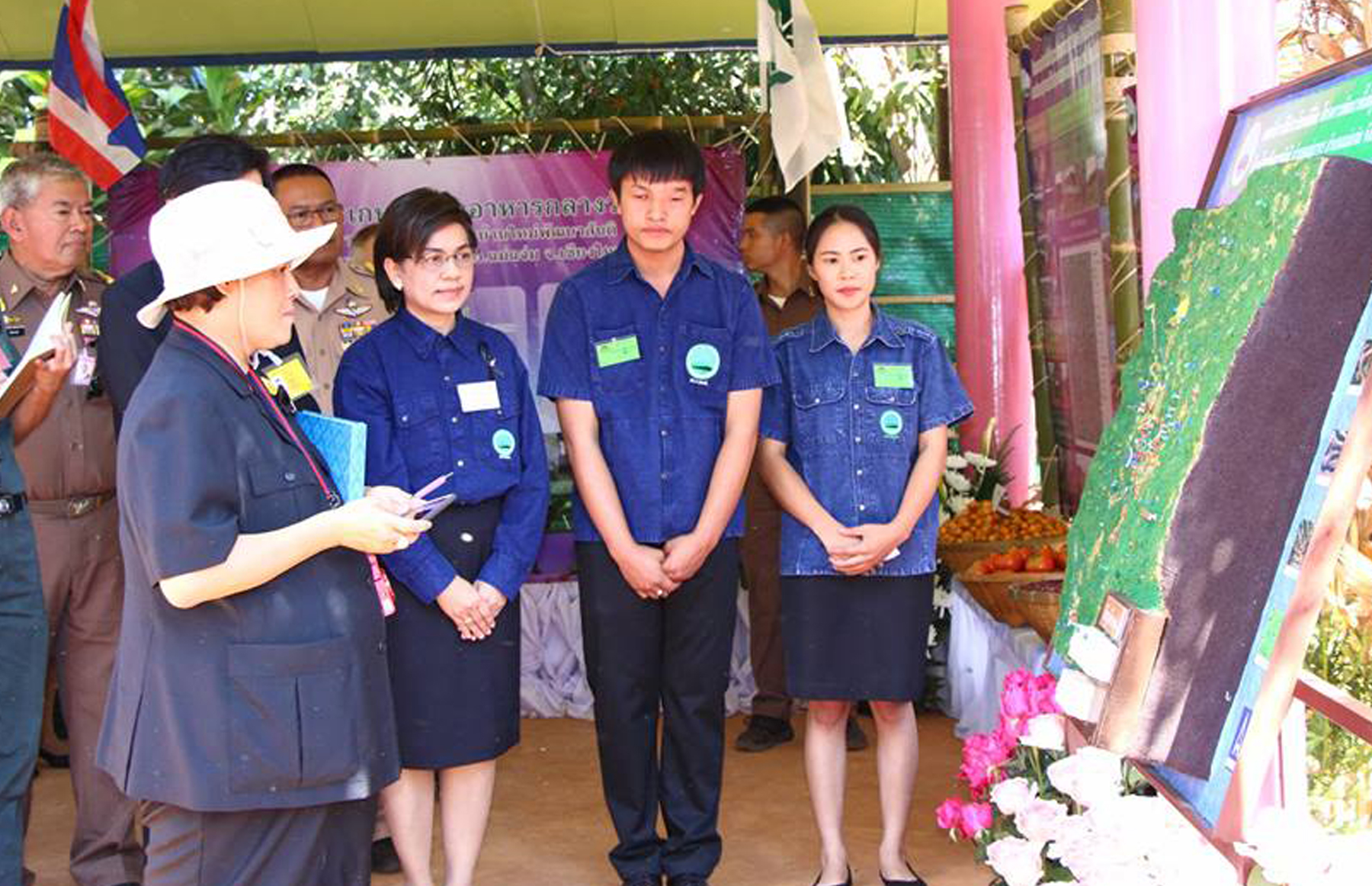 สวพส.รับเสด็จสมเด็จพระเทพรัตนราชสุดาฯ สยามบรมราชกุมารี  ณ โรงเรียนตำรวจตระเวนชายแดนบ้านใหม่พัฒนาสันติ อำเภอแม่แจ่ม จังหวัดเชียงใหม่